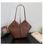 Large Tote Bag for Women | Spacious PU Handbag DDT08 - Image 5